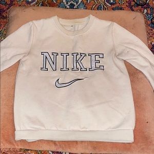 Vintage nike crew neck 💟🏵